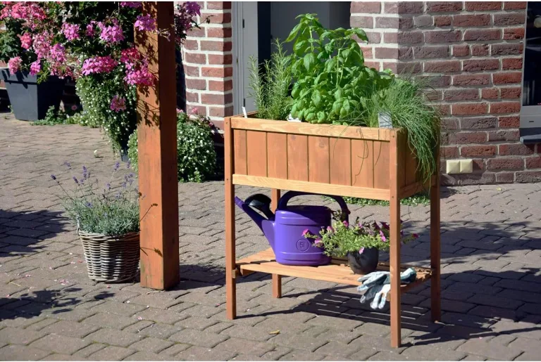 dobar® 58250e kompaktes Hochbeet | Erhöhtes Gemüsebeet | Kräuterbeet aus Holz | Balkonbeet für Salat | Pflanzkasten für Balkon/Garten/Terrasse | 76 x 40 x 80 cm | Braun – Bild 7