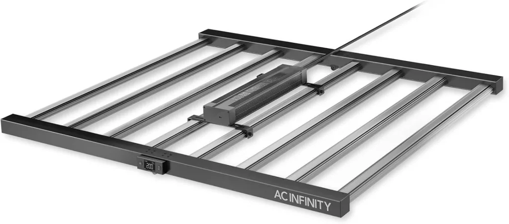 AC Infinity IONFRAME EVO8 LED Grow Light 730 W für 150 x 150 cm Grow Zelte, mit 2688 Samsung LM301H EVO LEDs und Vollspektrum-Licht für Indoor-Grow & Gewächshaus