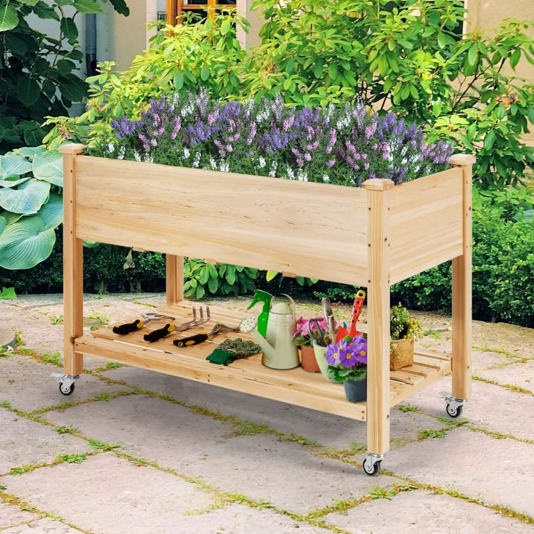 COSTWAY Hochbeet mit Ablage & Rollen, Erhöhtes Gartenbeet aus Holz, Pflanzkasten mit feststellbaren Rädern & Abdeckfolie, Gemüsebeet Kräuterbeet groß, für Balkon Garten Terrasse, 120 x 59 x 84 cm – Bild 9