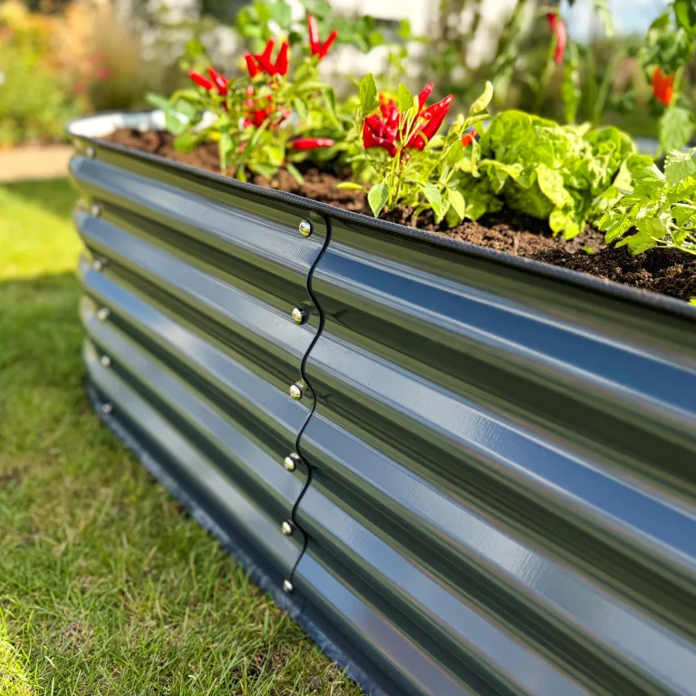 UNIGARDIA Hochbeet aus Metall 200x60x43 cm - Modulares 6-in-1 Hochbeete-Kit - Rostfreie Hochbeete für Garten aus Premium Zn-Al-Mg Stahl - Min. 20 Jahre Lebensdauer - 43 cm Hoch Gemüsebeet, Anthrazit – Bild 6