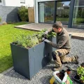 Metzler Hochbeet für den Garten mit Stauraum – Pulverbeschichteter Stahl in Anthrazit RAL 7016 | Witterungsbeständiges Metall-Gartenbeet, Pflanzenbeet, Blumenhochbeet | 160 x 85 x 50 cm - Thumbnail 3
