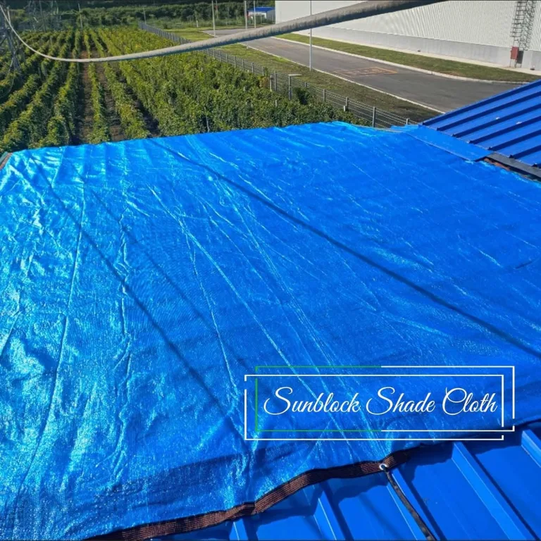 98 % Sonnenschutztuch mit Ösen, blaues Netzgewebe für den Außenbereich, ideal für Gewächshäuser, Pflanzenschutz und Zwinger (4 x 10 m) – Bild 5