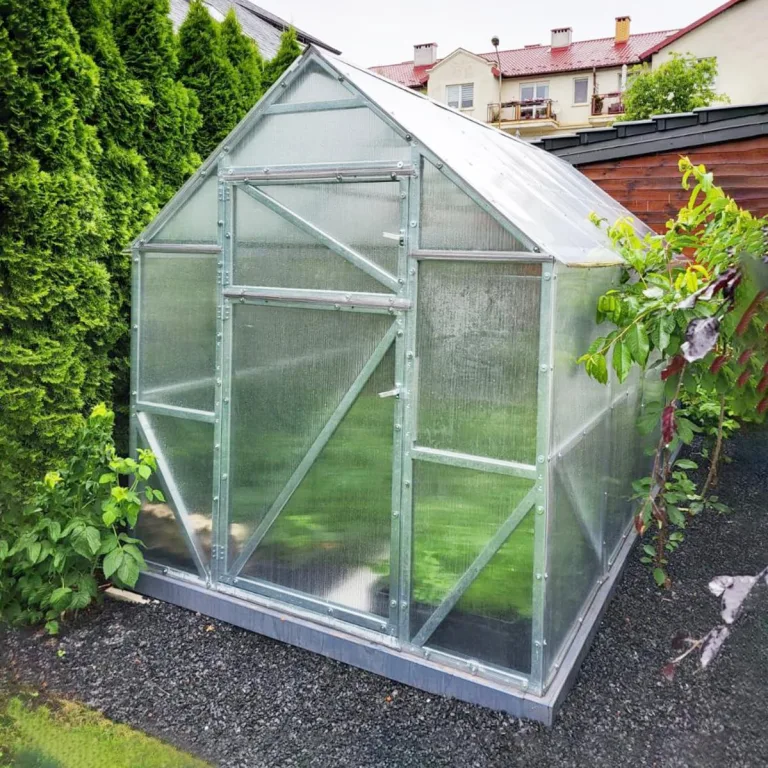 Stahl Gewächshaus Comfort 200x400x220cm mit Fundament | UV-beständige 4 mm Hohlkammerplatten | Automatischer Fensteröffner inkl. | Winterfestes Tomatenhaus & Treibhaus für Garten – Bild 9